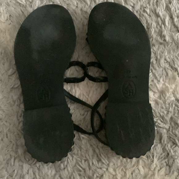 Ash leather studded sandal in good condition. Size 37 equivalent to US size 7 - Picture 4 of 7